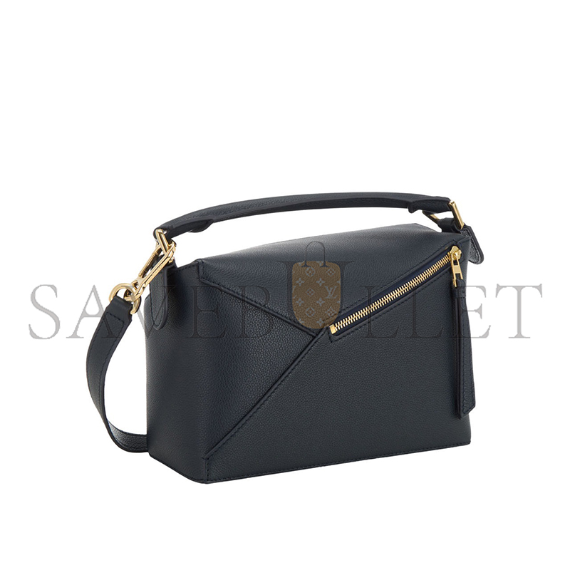 L0ew* small puzzle edge bag in soft grained calfskin (24*16.5*10.5cm)